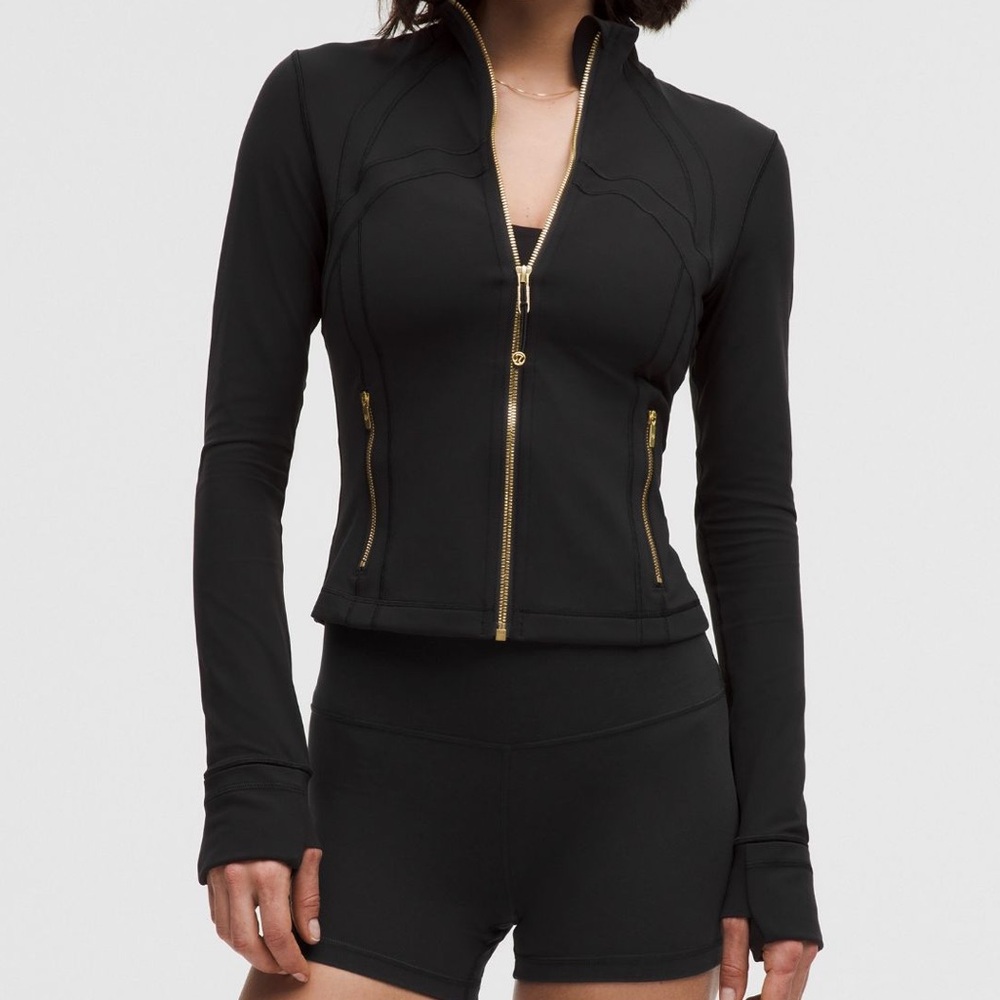 Lululemon Define Cropped Jacket Nulu Black/Gold/Gold Size 14 Brand New With Tags